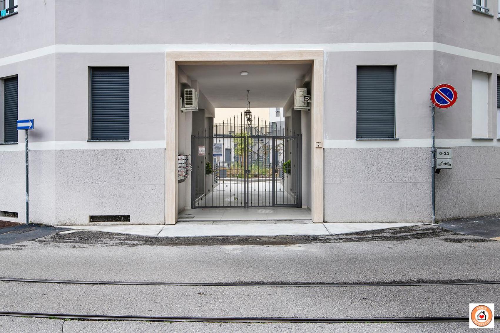 Borgo Milanese - Bocconi 15 Minuti Apartment Exterior foto